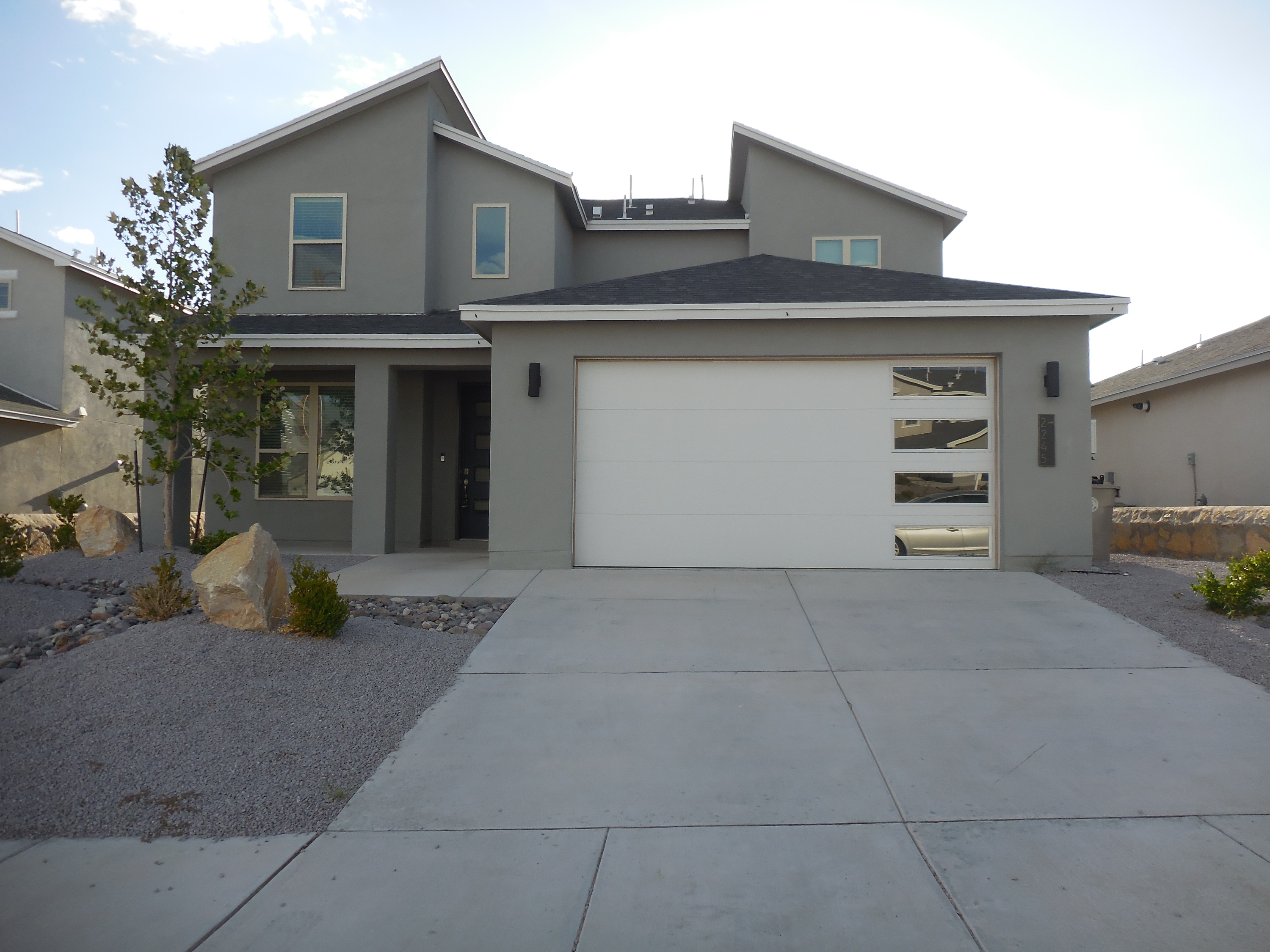 2245 Rocky Terrace Place