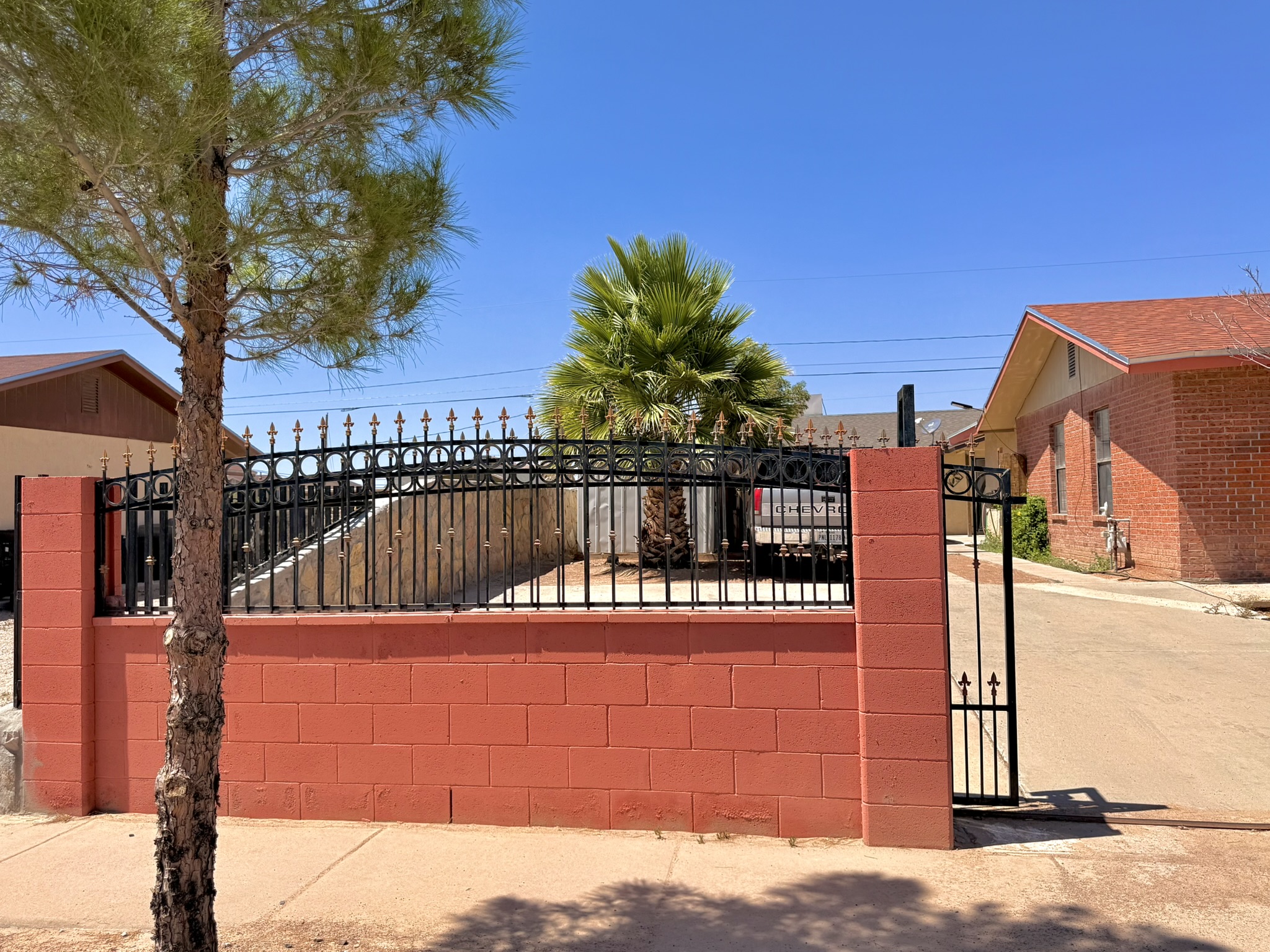 Property thumbnail image