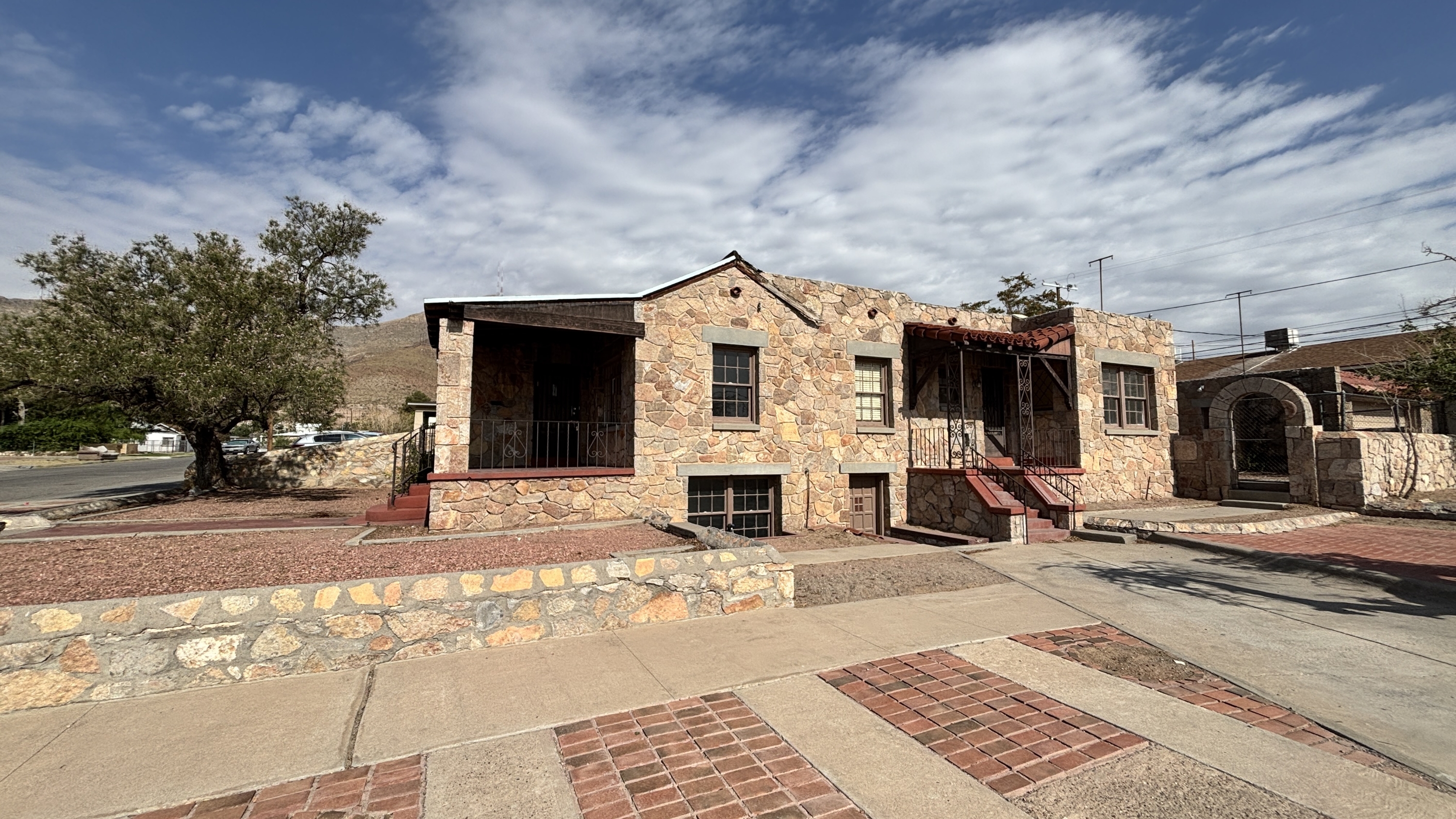 Property thumbnail image