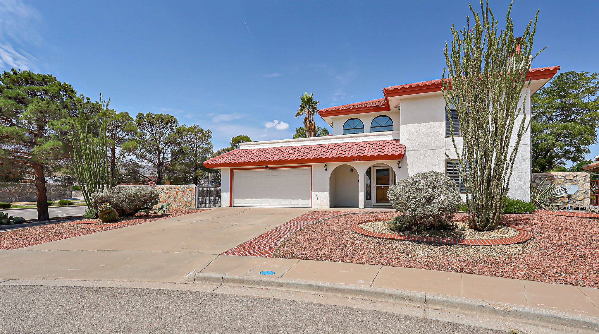 4301 JON CUNNINGHAM BLVD