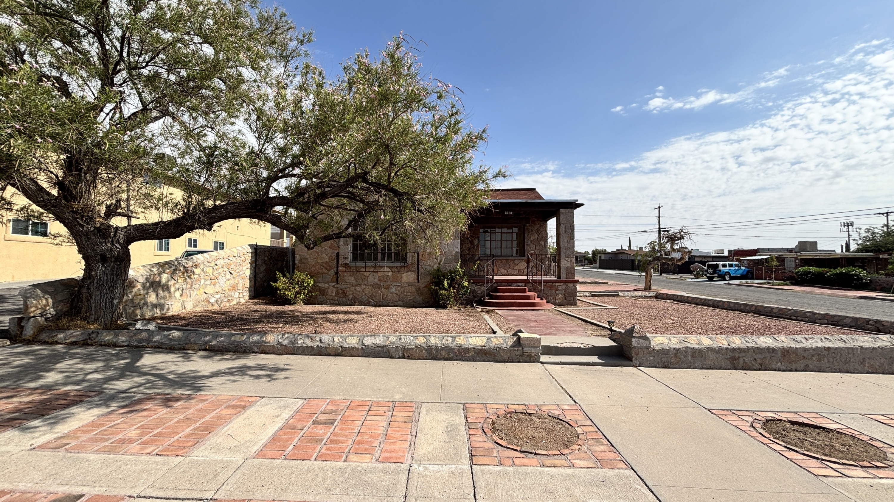 2731 Idalia Avenue